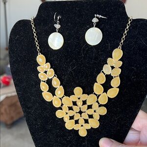 Chic Yellow Necklace and Earring Set